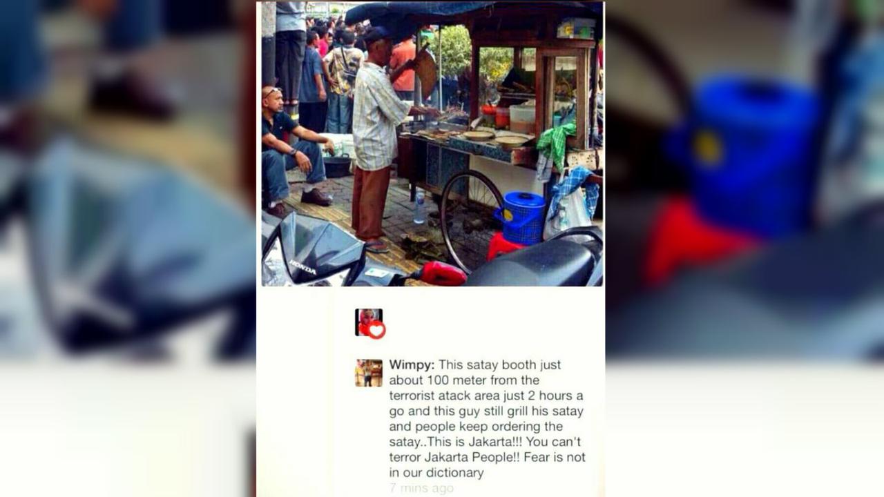 Jakarta Mencekam, Pedagang Laku Keras