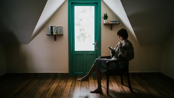 [Bintang] Meski Nggak Setuju, 3 Zodiak Ini Lebih Pilih Diam