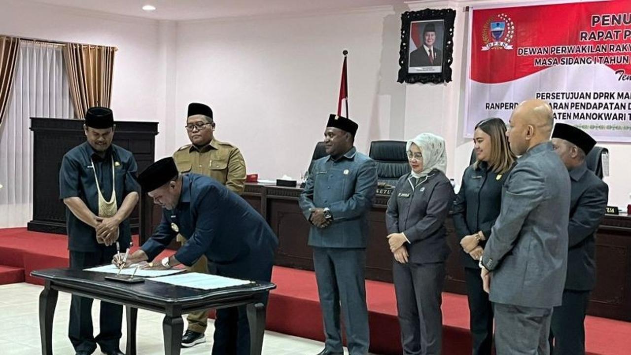 Aklamasi DPRK Manokwari Setujui APBD Perubahan 2025, Anggaran Rp1,5 Triliun Fokus Kesejahteraan Rakyat