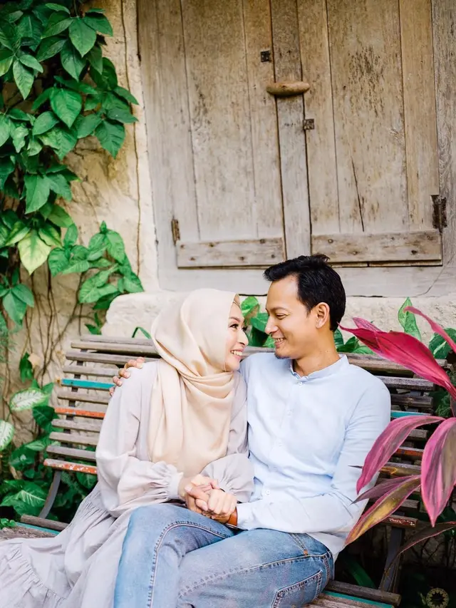 [Fimela] Fedi Nuril dan Vanny Widyasasti
