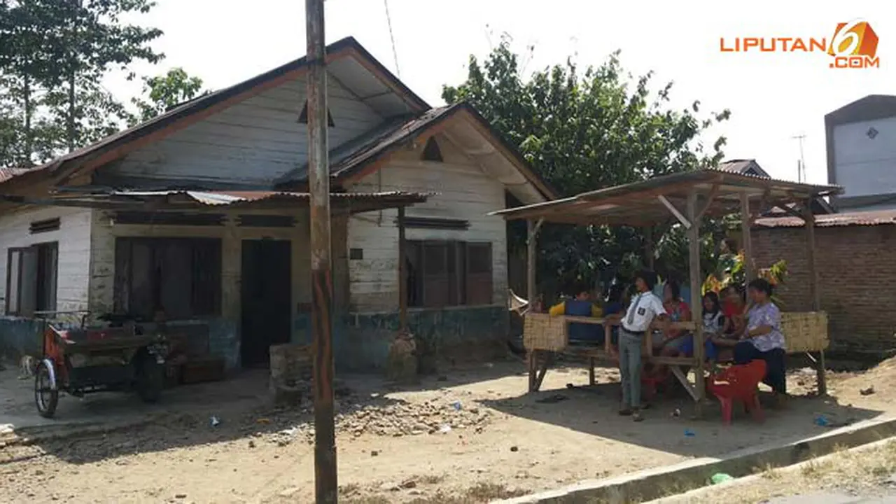 keluarga-tki-140210b.jpg