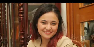 Belum lama ini Marshanda menyelesaikan kuliahnya dan di wisuda. Apa kesannya memakai toga dan menjadi sarjana?