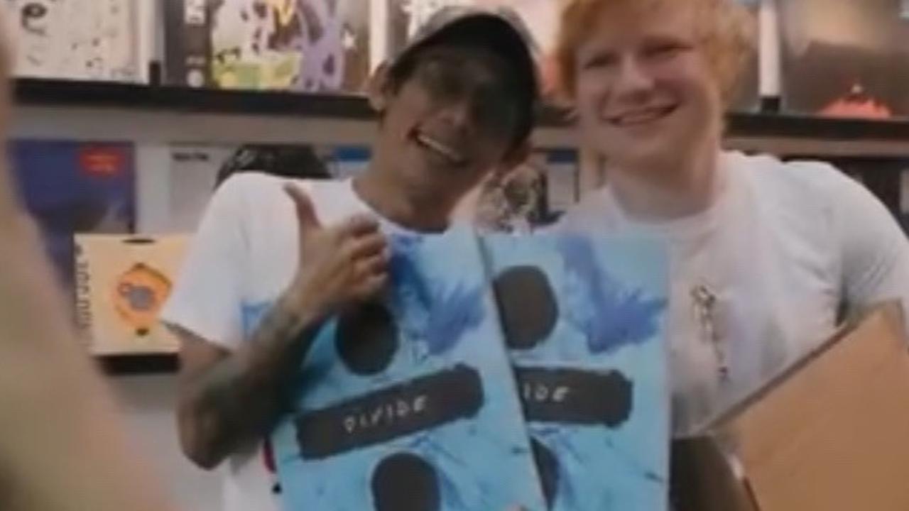 Melokal, Ini Sederet Aksi Unik Ed Sheeran Selama di Indonesia