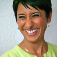 Tiga buku inilah yang membawa nama Irshad Manji dikenal di berbagai negara, termasuk Indonesia. 