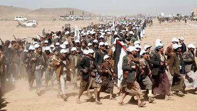 Diserang Houthi, Fasilitas Energi Arab Kebakaran Hebat