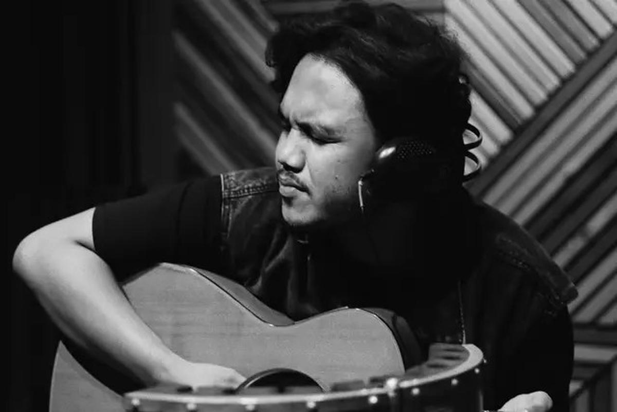 Profil Dimansyah Laitupa, Musisi yang Melamar Salma Salsabil