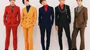 Berhasil memenangkan trofi di acara MCountdown, diwakili Key, SHINee mempersembahkannya untuk para penggemar dan rekan-rekan yang sudah membantunya. (Instagram/shine.1of1)