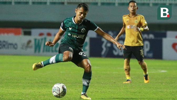 5 pemain lokal dengan statistik menonjol di liga 1 2022 / 2023: striker terbaik indonesia hingga kiper tangguh