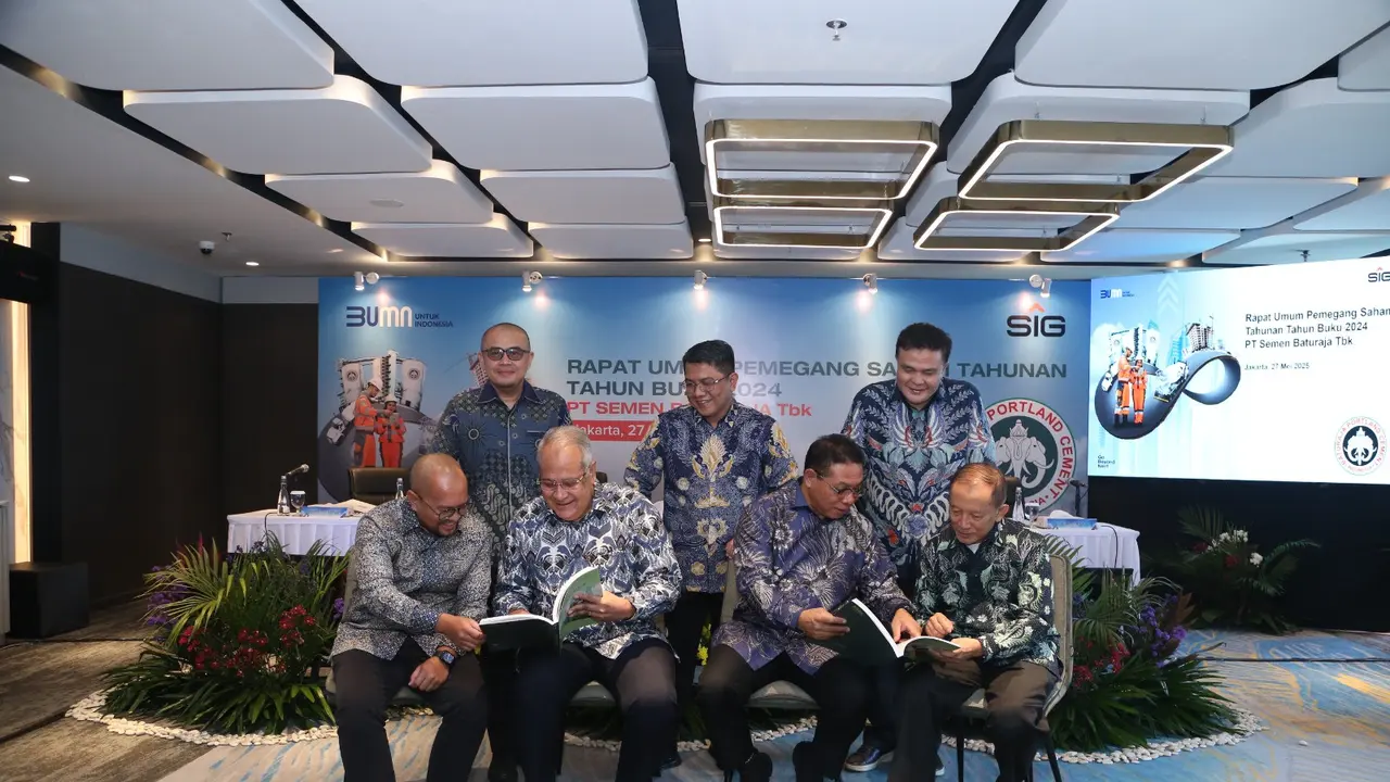 PT Semen Baturaja Tbk (SMBR) menggelar Rapat Umum Pemegang Saham Tahunan (RUPST) untuk Tahun Buku 2024 yang diselenggarakan pada 27 Mei 2025