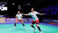 Ganda putri Indonesia Amallia Cahaya Pratiwi/Siti Fadia Silva Ramadhanti mengalahkan pasangan Kanada Catherine Choi/Josephine Wu 21-18 dan 21-11 pada partai keempat Grup C Piala Uber 2026 di Forum Horsens, Denmark, Sabtu (25/4). (foto: PBSI)