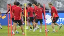 Timnas Jepang melakukan latihan ringan yang dimulai berlatih operan bola. (Liputan6.com/Angga Yuniar)