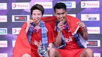 Ganda campuran Indonesia Tontowi Ahmad / Liliyana Natsir meraih medali emas Kejuaraan Dunia Bulu Tangkis 2017 di Glasgow, Skotlandia, Minggu (27/8/2017). (Humas PP PBSI)