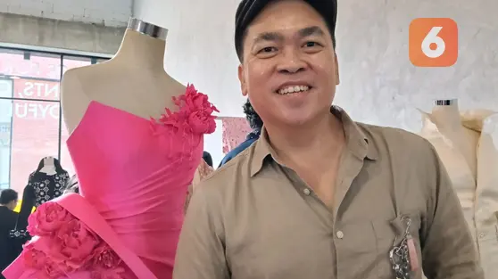 Billy Tjong Bawa Kisah Fuschia dan Korset ke Panggung JF3 Setelah 6 Tahun Absen