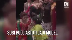 Susi Pudjiastuti, Menteri Kelautan dan Perikanan tampil berbeda dengan kebaya Jawa dan melenggak-lenggok bak model.