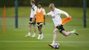 Pemain Manchester City, Kevin De Bruyne, mengikuti sesi latihan jelang laga final Liga Champions di Manchester, Selasa (6/6/2023). Manchester City akan berhadapan dengan Inter Milan di Stadion Olimpiade Ataturk, Turki, Minggu (11/6/2023), Pukul 02.00 WIB. (AP Photo/Jon Super)