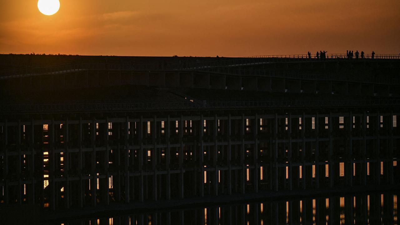 FOTO: Melihat Bangunan Struktur Kayu Terbesar di Dunia pada Perhelatan World Expo Osaka 2025