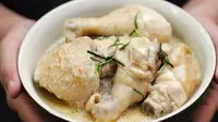 Opor ayam. (Foto & Resep: Opor ayam)