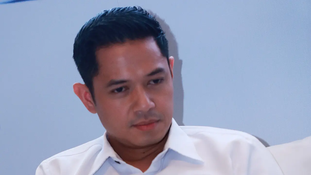 [Bintang] Dude Harlino