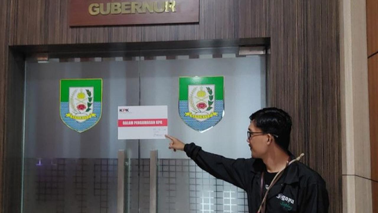 KPK Segel Ruang Kerja Gubernur Bengkulu Rohidin Mersyah dan Sekda Isnan Fajri