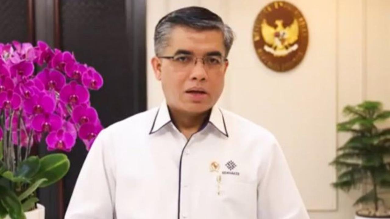 Jalankan Perintah Prabowo, Menaker Susun Aturan untuk Hapus Pekerja Outsourcing
