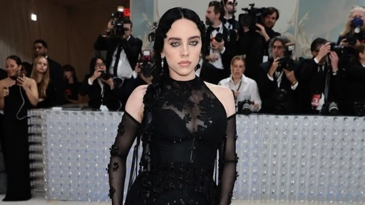 Parade Gaun Transparan yang Fenomenal di Met Gala 2023, dari Rita Ora hingga Gigi Hadid
