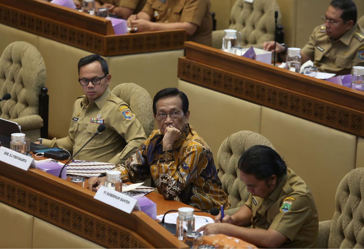 Komisi II DPR gelar rapat dengar pendapat (RDP) dengan PJ Gubernur terkait Pilkada 2024