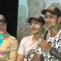 Tora Sudiro, Abimana Aryasatya dan Vino G Bastian yang berperan di dalam film Warkop DKI Reborn menjadikan para penontonnya sebagai raja.