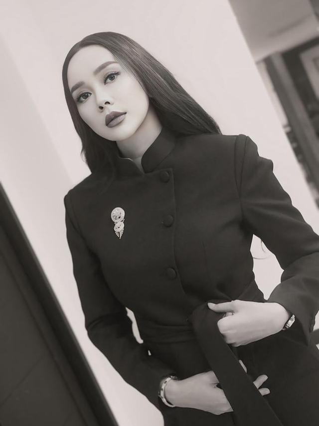 Tinggalkan gemerlap TV, Aura Kasih pilih hidup damai bangun bisnis pertanian dan peternakan di Subang