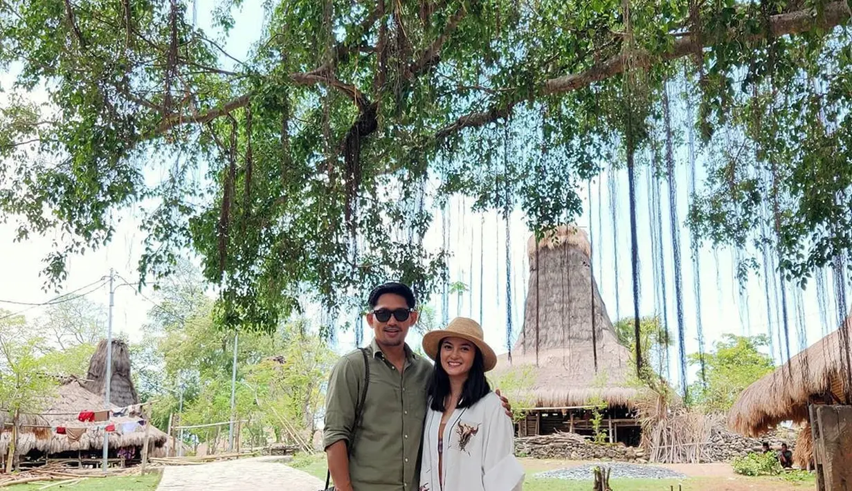 "Nggak ada yaa (rame-rame), di tengah pandemi ini yang penting khidmat dan aman," ujar pria kelahiran Jakarta, 30 April 1982 itu. (Instagram/ibnujamilo)