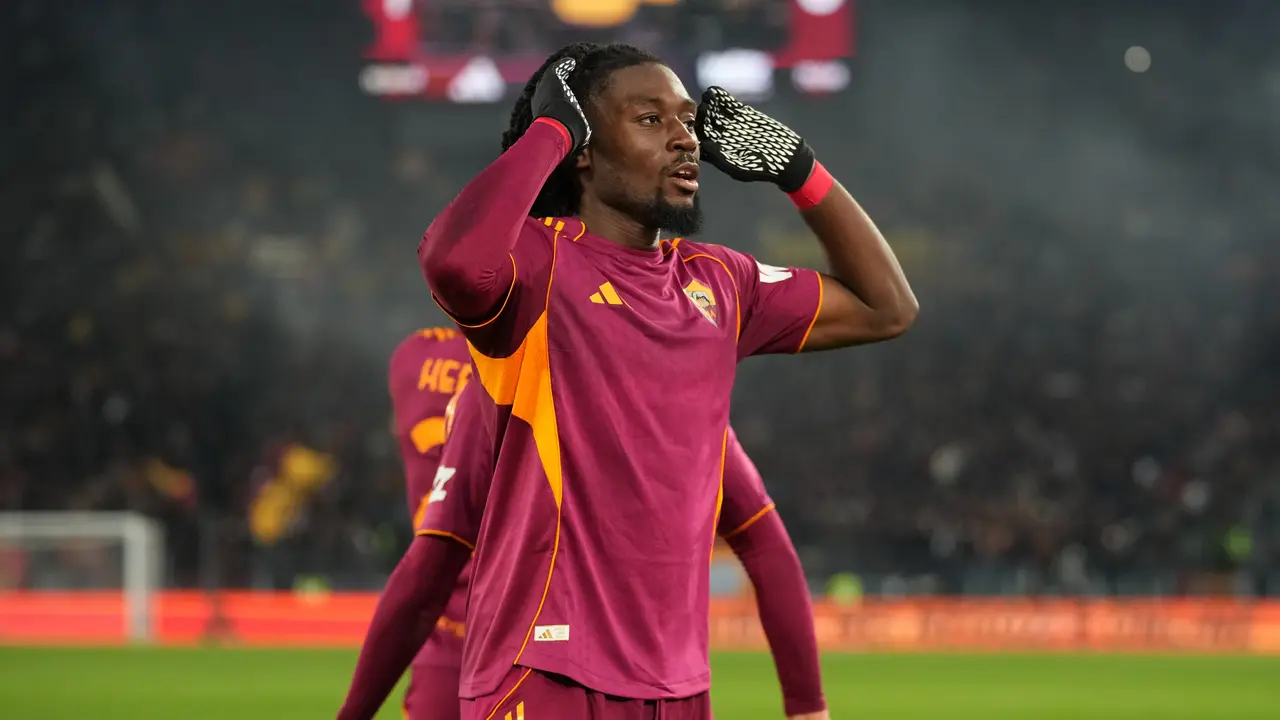 Selebrasi Manu Kone di laga AS Roma vs Sassuolo di pekan ke-20 Liga Italia 2025/2026 di Olimpico, Roma, Minggu (11/01/2026).