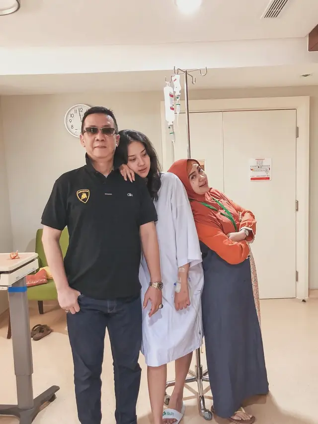 Potret Ibu Anya Geraldine, Sosok Anggun dan Penuh Kasih yang Selalu Jadi Inspirasi Putrinya