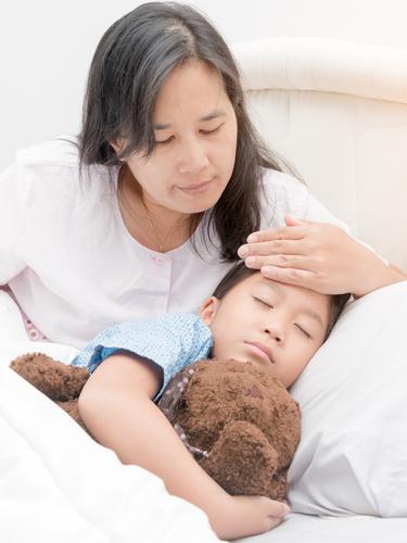 Cara Cepat Dan Tepat Mengatasi Demam Pada Anak Parenting Fimela Com