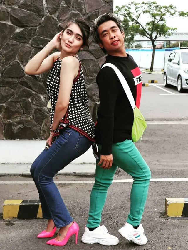 6 Momen Kebersamaan Revi Mariska dan Mimi Peri, Adu Joget Ala TikTok
