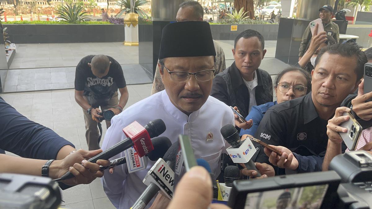 Tiba di KPK, Mensos Gus Ipul Minta Kritik dan Saran Cegah Korupsi di Program Sekolah Rakyat