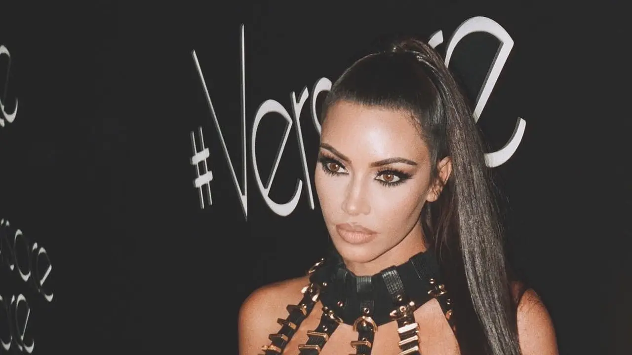[Bintang] Kim Kardashian