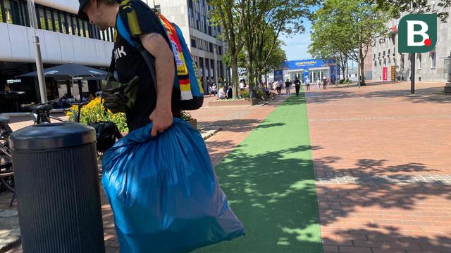 Masyarakat di Jerman kerap mengumpulkan kaleng atau botol untuk ditukarkan menjadi uang