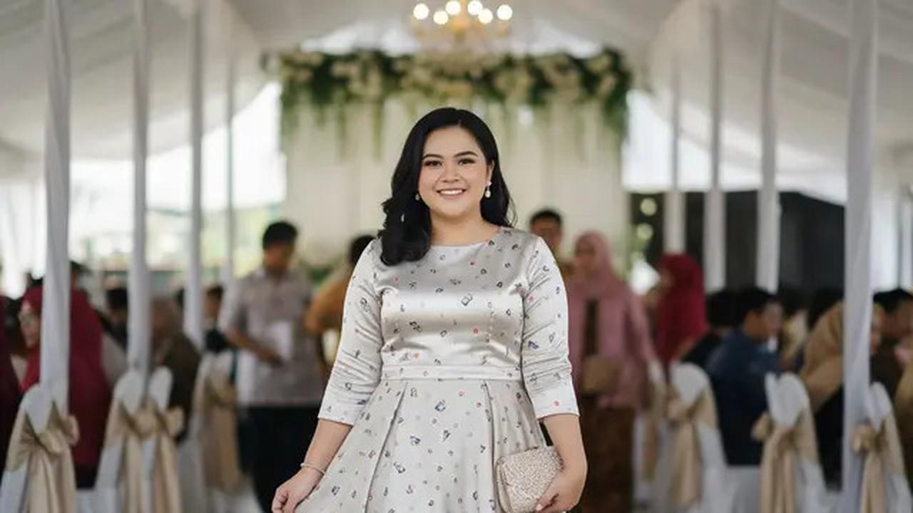 Tips Pilih Baju Kondangan 2025 untuk Wanita Gemuk agar Terlihat Langsing