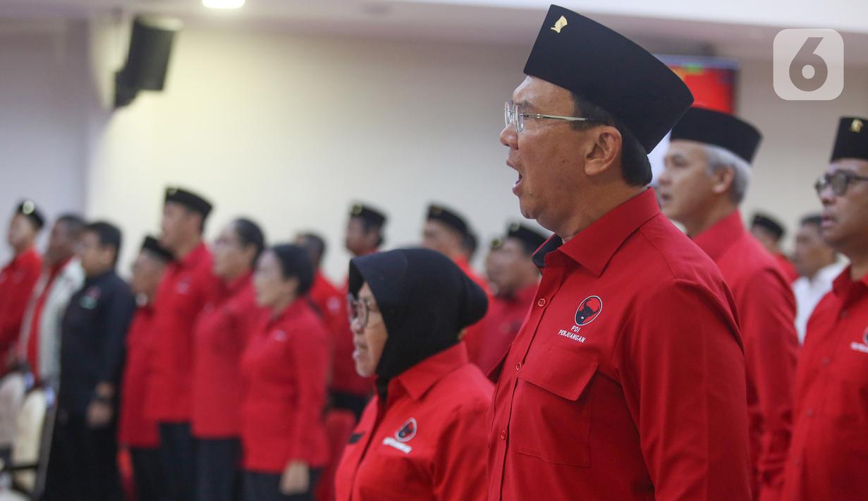 Sedangkan sosok baru yang dimasukkan dalam pengurusan ini adalah Ganjar Pranowo, Basuki Tjahja Purnama alias Ahok, hingga Ronny Talapessy. (merdeka.com/Arie Basuki)