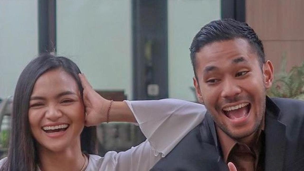 Mariana Putri juga berperan sebagai kekasih Iksan (Diego Afisyah). Tak sedikit penonton yang gemas dengan pasangan ini.