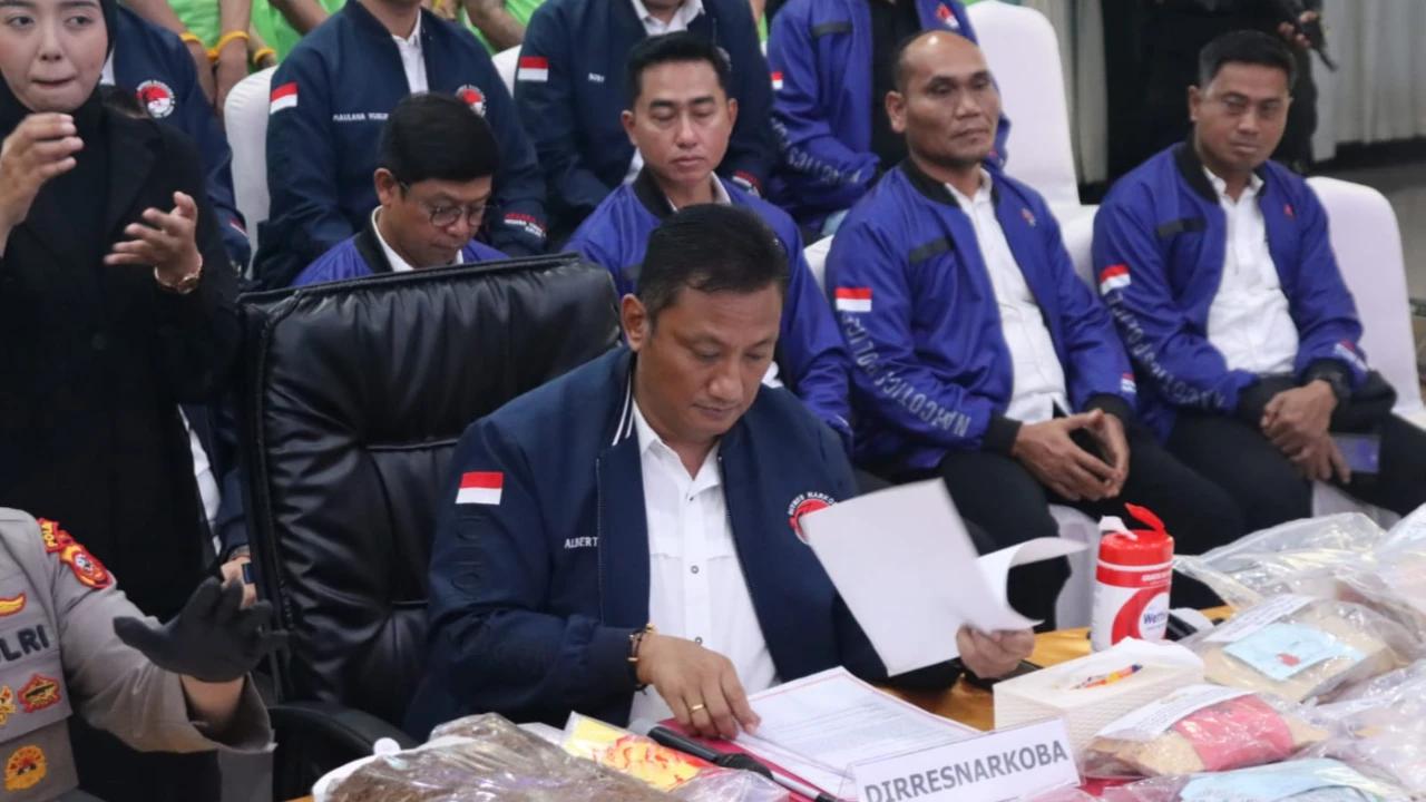 Tumpas Narkoba Sepanjang 2025, Polda Jabar Sita 100 Kg Sabu hingga 7 Juta Pil Terlarang