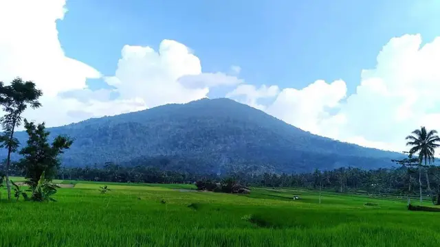 Gunung Pulosari disebut mistis sejak Kerajaan Banten