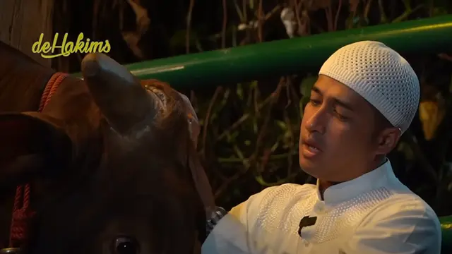 Presenter Irfan Hakim Kembali Berkurban di Hari Raya Idul Adha 2023. Seperti Tahun-Tahun Sebelumnya, Idul Adha Kali Ini Irfan Tidak Absen Memperkenalkan Sapi Kurban Terbaru yang Diberi Nama Wariso. [Instagram/irfanhakim75]