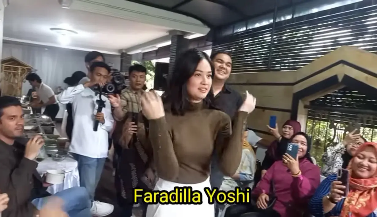 Hadir juga artis yang juga Youtuber Baim Wong. Selain itu banyak para pemain sinetron terbaru Anwar Fuadi, Tajwid Cinta. Selain Afifah Ifah'nda yang berperan sebagai Alina Nadine Putri Rahmad ada Faradilla Yoshi, Ayu Diah Pasha, Indra Brotolaras, Giovanni L. Tobing, dll. [Youtube/Nourma Yunita Channel]