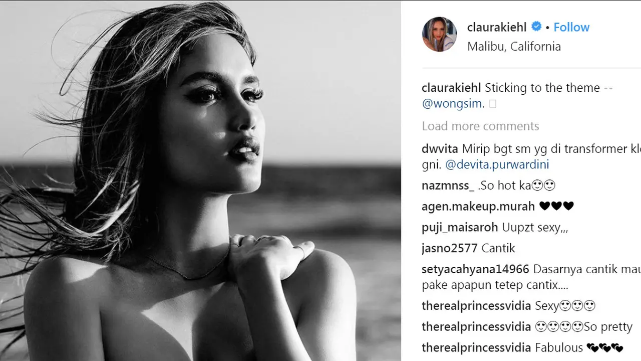 Dengan Busana Ini, Cinta Laura Pamer Perut Rata di Atas Laut