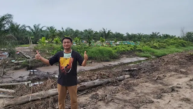 Sembuh dari COVID-19, Sriyanto kini masa pemulihan. Ia sudah bisa beraktivitas biasa termasuk bersepeda di sekitar rumah. (Dok Pribadi)