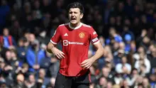Hasilnya di menit ke-24 gawang De Gea akhirnya jebol. Anthony Gordon melepaskan tembakan dari luar kotak penalti, namun bola mengenai Harry Maguire dan bola berubah arah. Skor berubah menjadi 1-0 untuk keunggulan Everton. (AP/Rui Vieira)