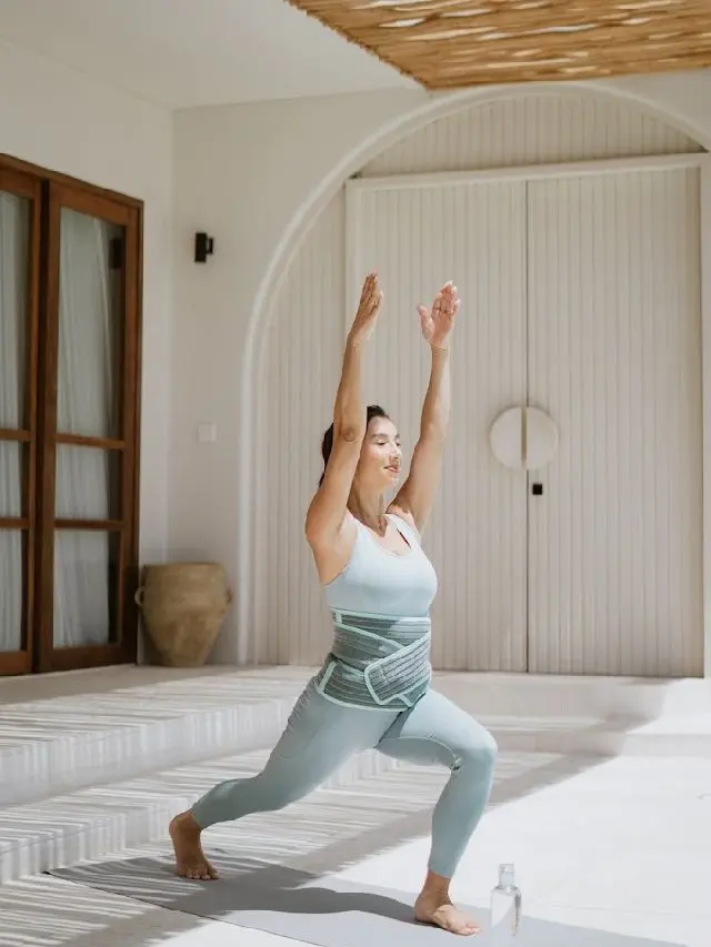 Pilihan korset Jennifer Bachdim. Dok: MOOIMOM