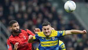 AC Milan harus menelan pil pahit saat menjamu Parma dalam laga lanjutan Liga Italia 2025/2026 pada Minggu (22/02/2026). (AP Photo/LaPresse/Spada)