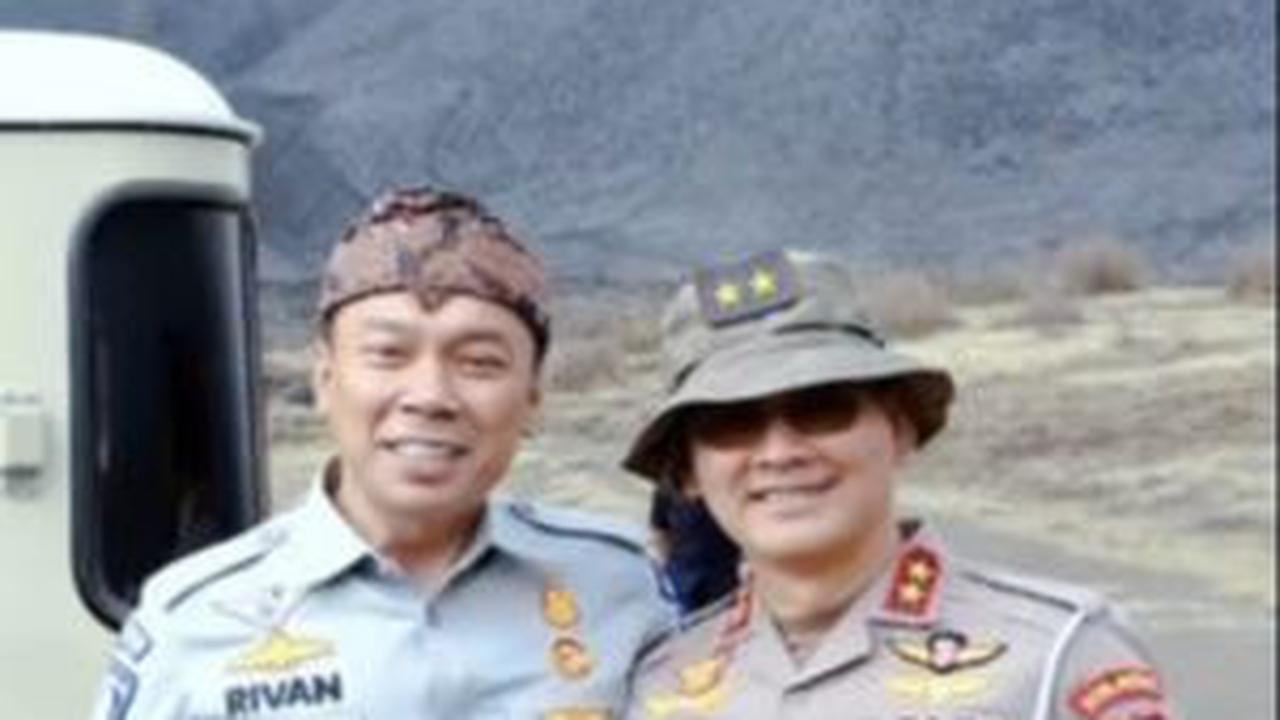 "Yang saya lakukan ini bukan untuk di masa saya, untuk seterusnya," tutupnya. <br>