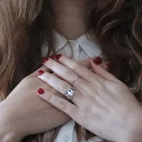 Henti jantung sering terjadi disaat yang tak terduga, dengan mengetahui penyebab-penyebabnya dapat membantu melindungi diri kita sejak dini (Foto: Giulia Bertelli/Unsplash)